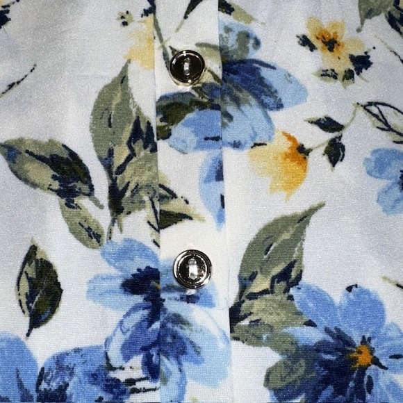 Perseption Concept Floral Ruffle Blouse Button Down Top Short Sleeve Size L‎ - Picture 9 of 16